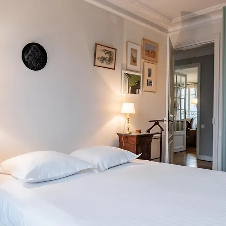 Apartment Veeve - Eiffel Eminence *